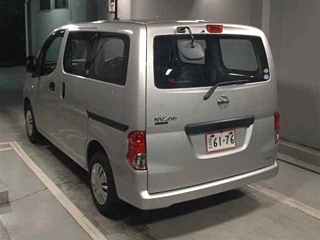 NISSAN NV200 2020