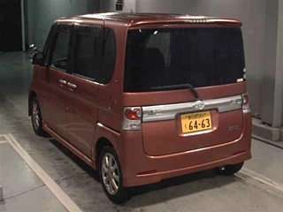 DAIHATSU TANTO 2010