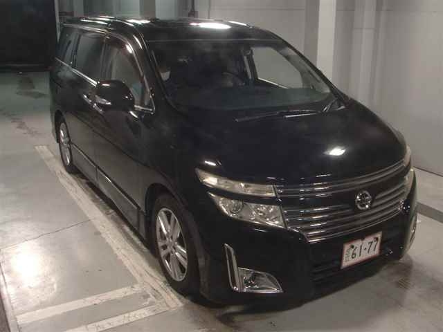 NISSAN ELGRAND 2011