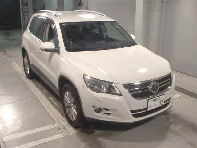 VOLKSWAGEN TIGUAN 2010