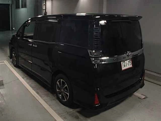 TOYOTA VOXY 2020