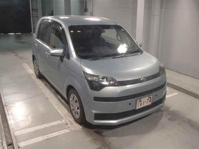 TOYOTA SPADE 2015