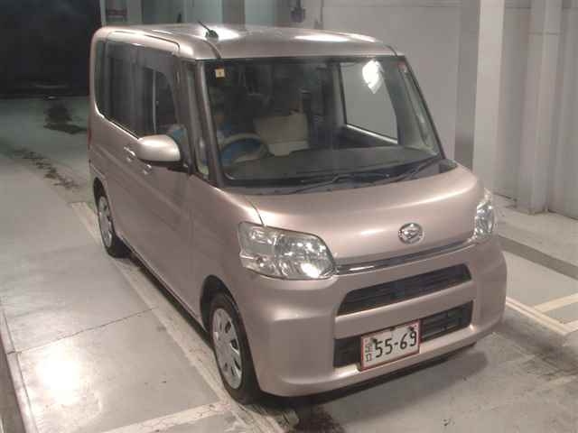 DAIHATSU TANTO 2014