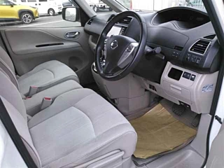 NISSAN SERENA 2013