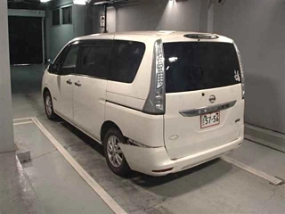 NISSAN SERENA 2013