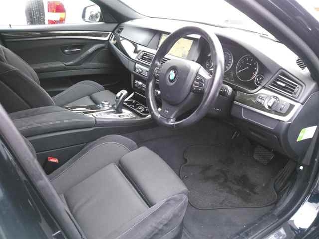 BMW 5 SERIES 2012