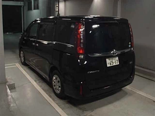 TOYOTA ESQUIRE 2015