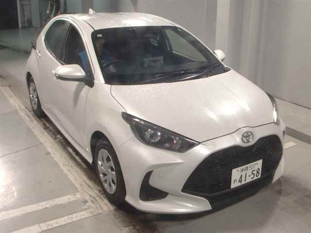TOYOTA YARIS 2024