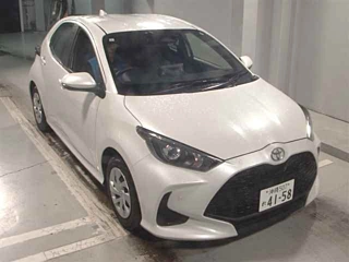 TOYOTA YARIS 2024