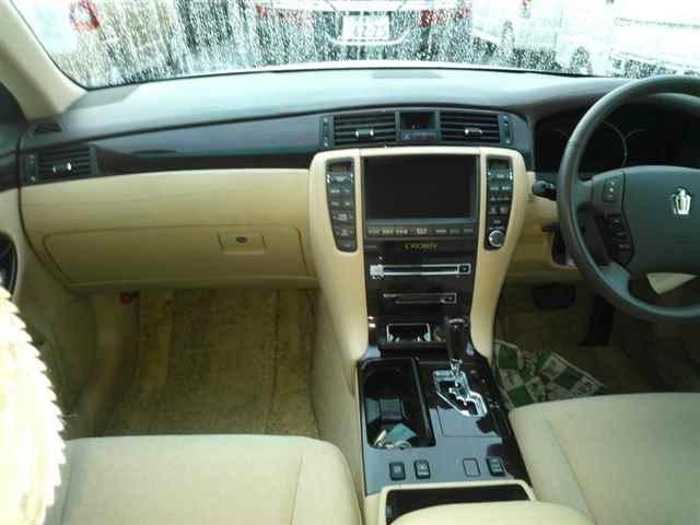 TOYOTA CROWN 2008