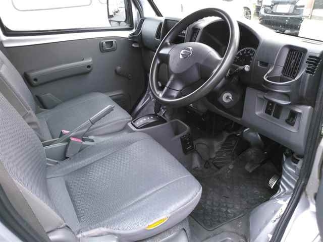 NISSAN CLIPPER VAN 2013