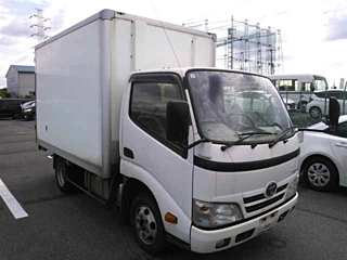 TOYOTA DYNA 2015