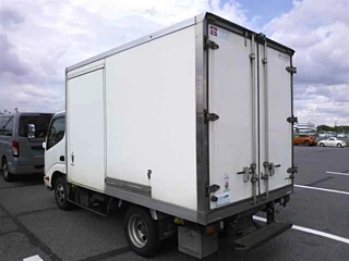 TOYOTA DYNA 2015