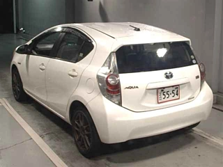 TOYOTA AQUA 2012