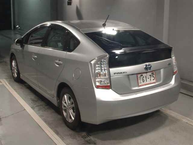 TOYOTA PRIUS 2010