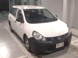 NISSAN AD 2020