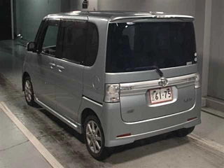 DAIHATSU TANTO 2012