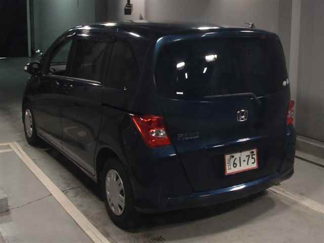 HONDA FREED 2009