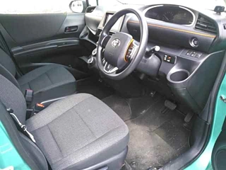 TOYOTA SIENTA 2021