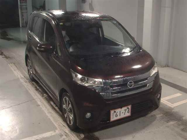 NISSAN DAYZ 2015