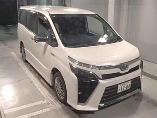 TOYOTA VOXY 2018