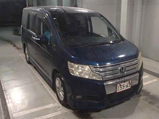 HONDA STEP WAGON 2011