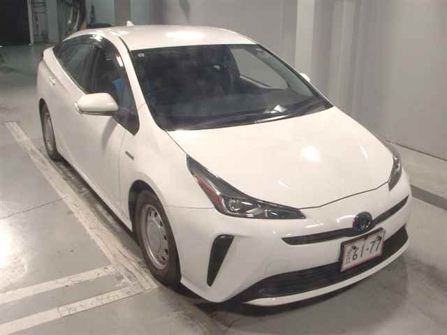 TOYOTA PRIUS 2019