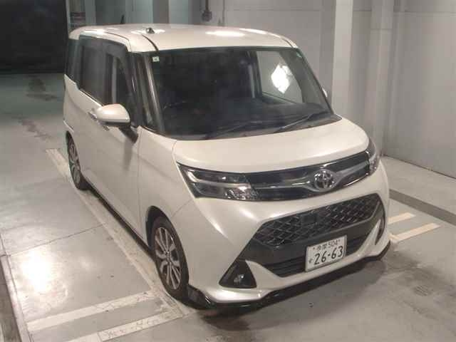 TOYOTA TANK 2017