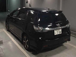 TOYOTA WISH 2013