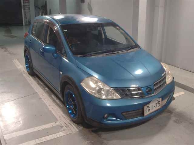 NISSAN TIIDA 2008
