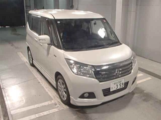 MITSUBISHI DELICA D2 2017