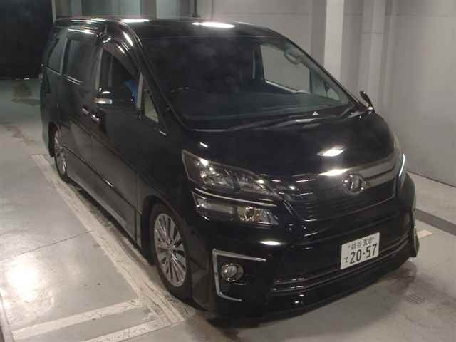 TOYOTA VELLFIRE 2013