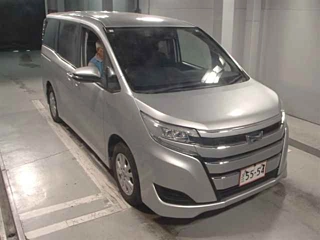 TOYOTA NOAH 2020