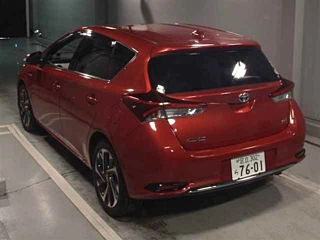 TOYOTA AURIS 2016