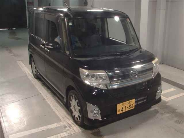 DAIHATSU TANTO 2014