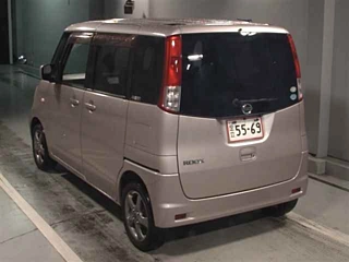 NISSAN ROOX 2010