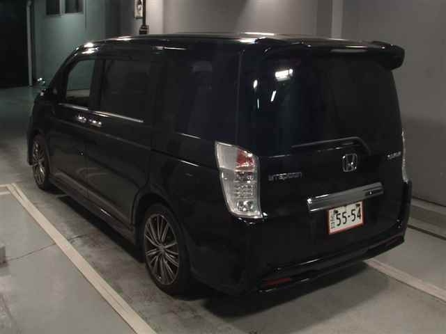 HONDA STEP WAGON 2011