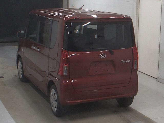 DAIHATSU TANTO 2022