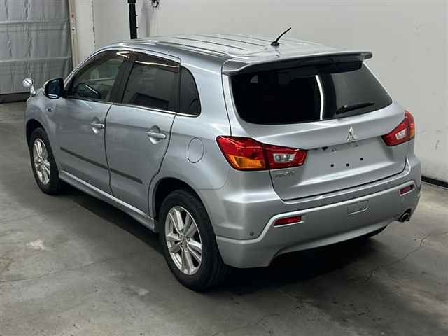 MITSUBISHI RVR 2012