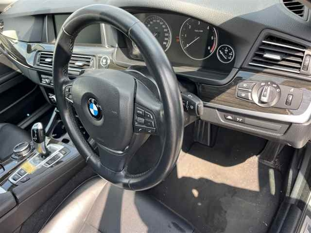 BMW 5 SERIES 2013