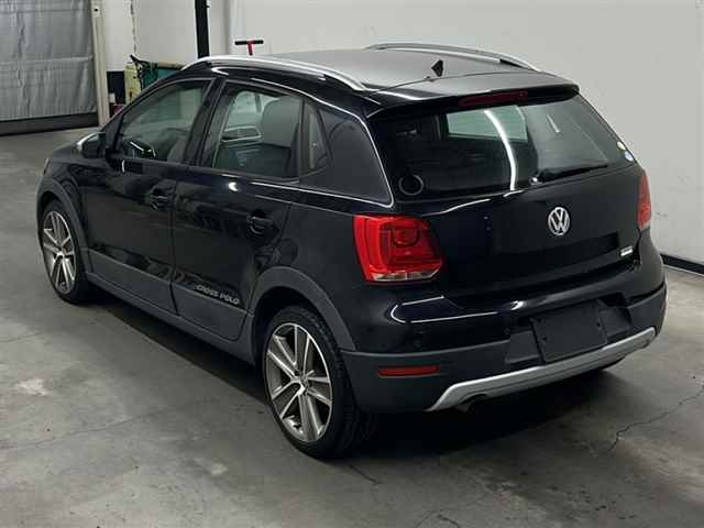 VOLKSWAGEN CROSS POLO 2012