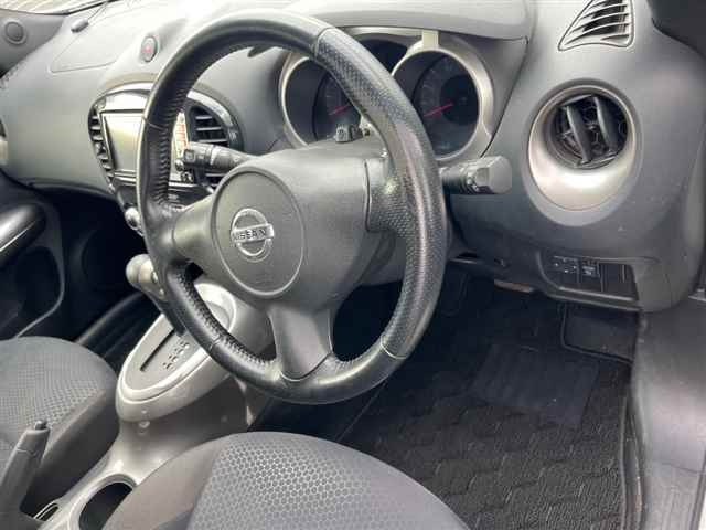NISSAN JUKE 2012
