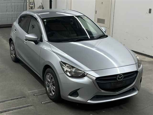 MAZDA DEMIO 2018