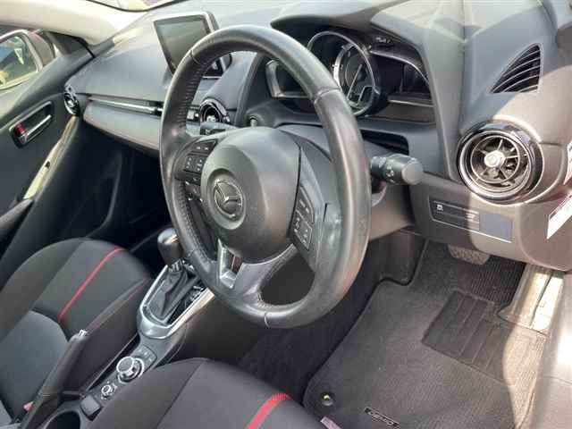 MAZDA DEMIO 2016