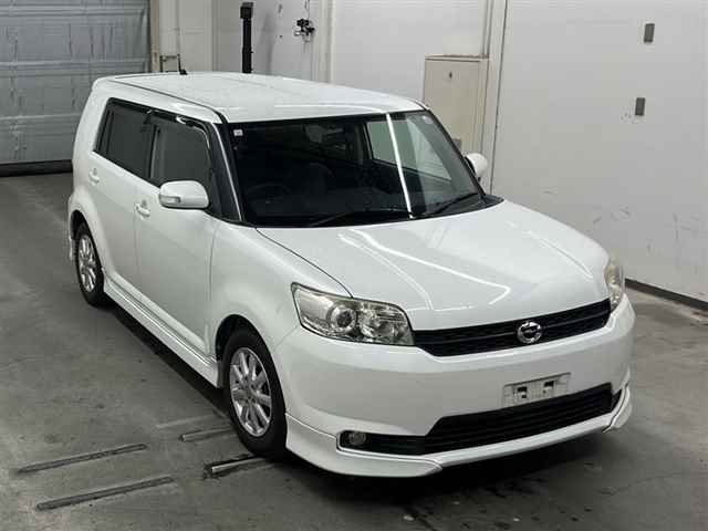 TOYOTA COROLLA RUMION 2012