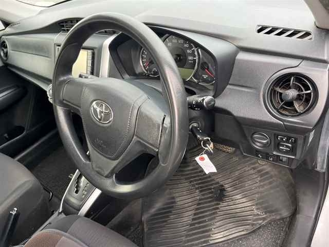 TOYOTA COROLLA FIELDER 2016