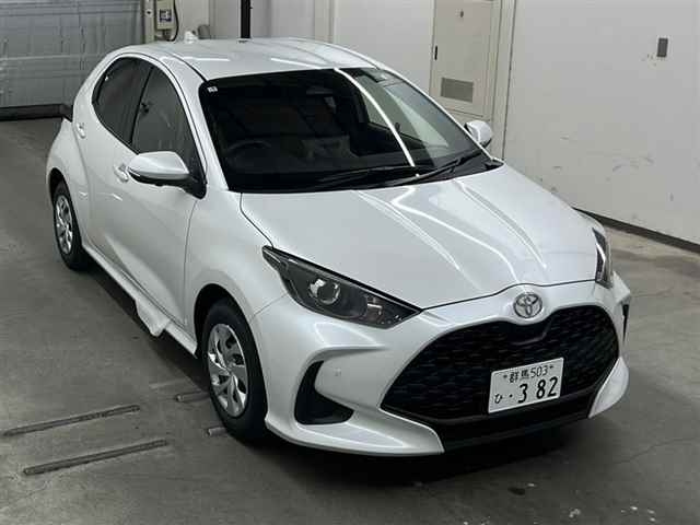 TOYOTA YARIS 2025