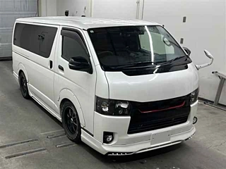 TOYOTA HIACE VAN 2020