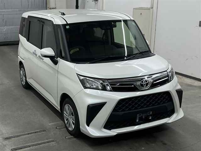 TOYOTA ROOMY 2022