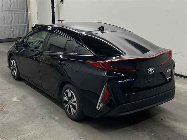 TOYOTA PRIUS PHV 2020
